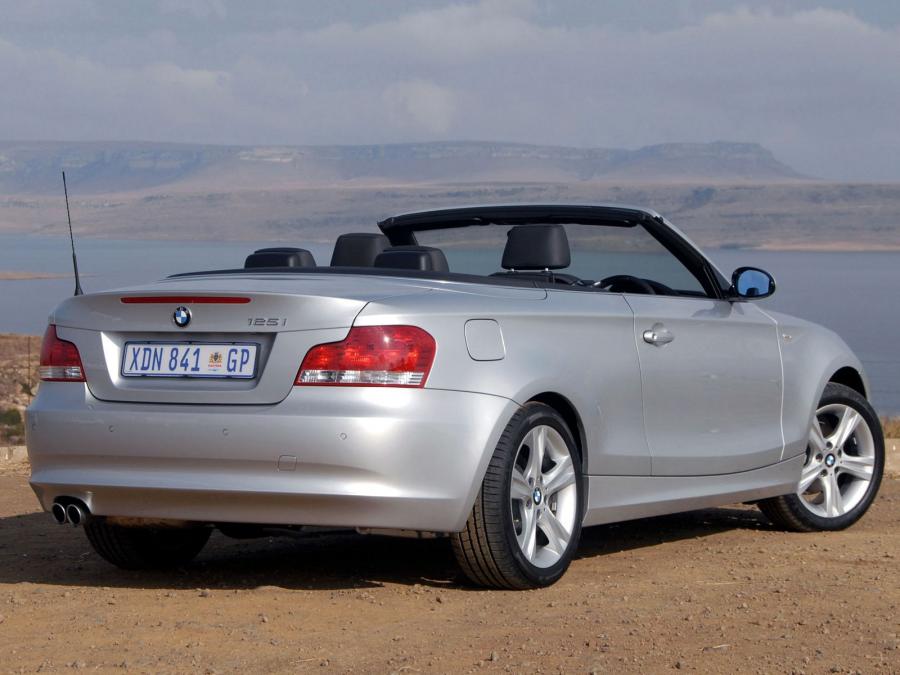  BMW 125i Convertible 2008 года  (ZA) (фото 11 из 17)